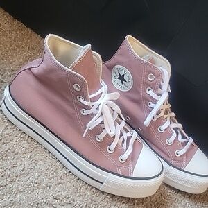 Platform pink Chucks 9.5